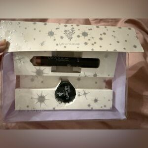 Younique Splurge Cream Eyeshadow and Splash Liquid Lipstick Set